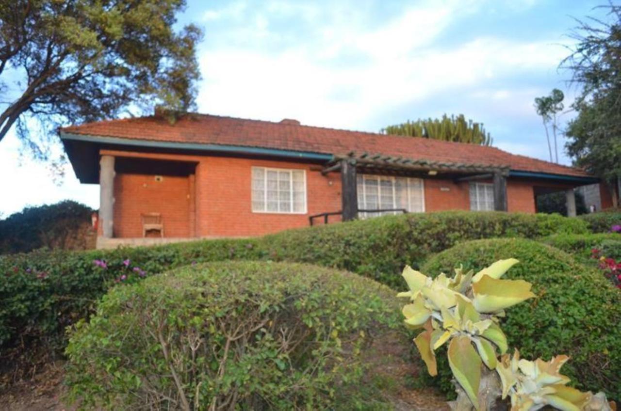 Jacaranda Lake Elementaita Lodge Gilgil 외부 사진