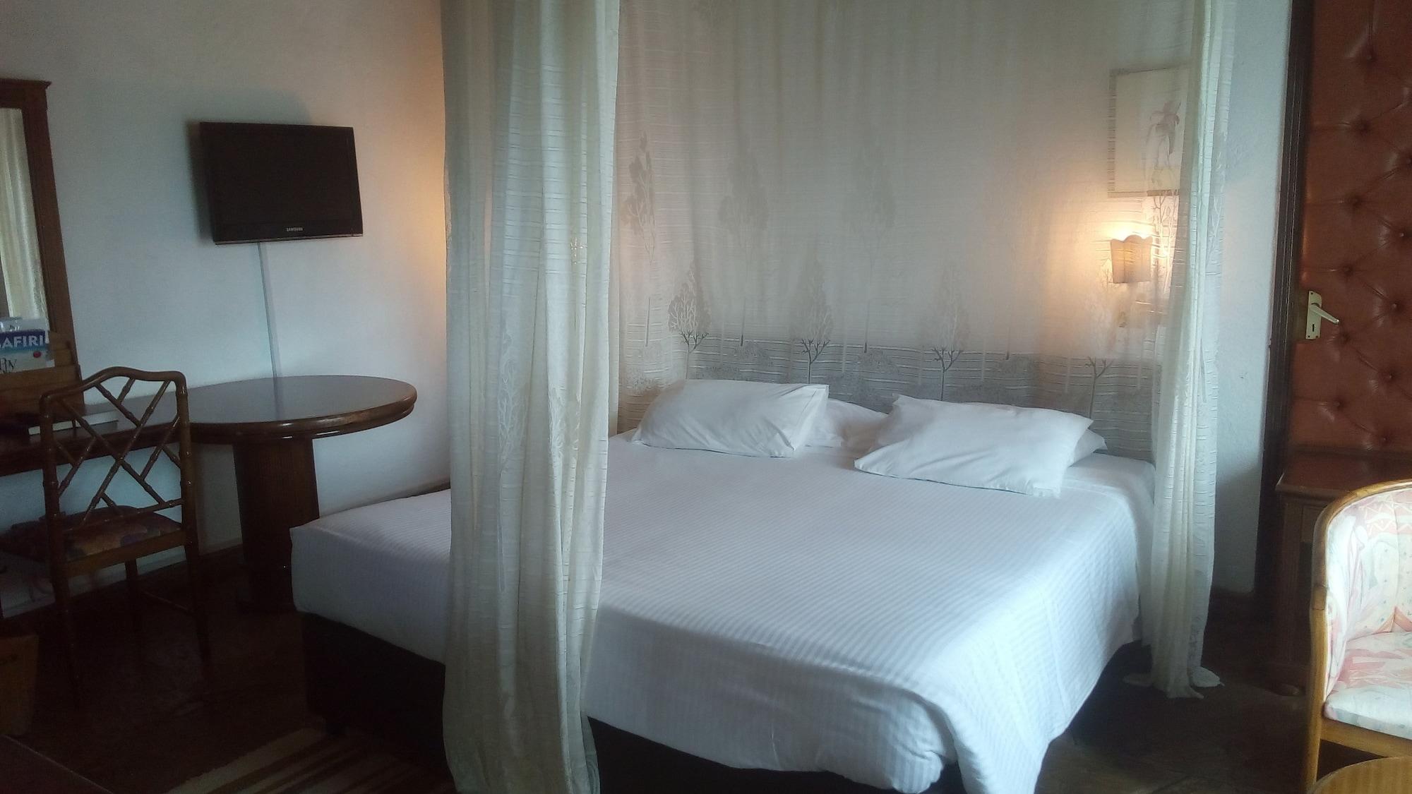 Jacaranda Lake Elementaita Lodge Gilgil 외부 사진