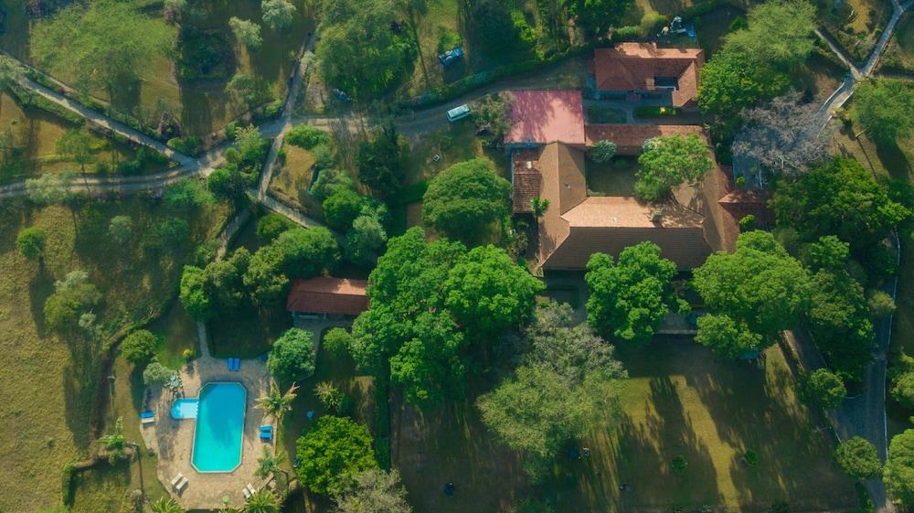 Jacaranda Lake Elementaita Lodge Gilgil 외부 사진