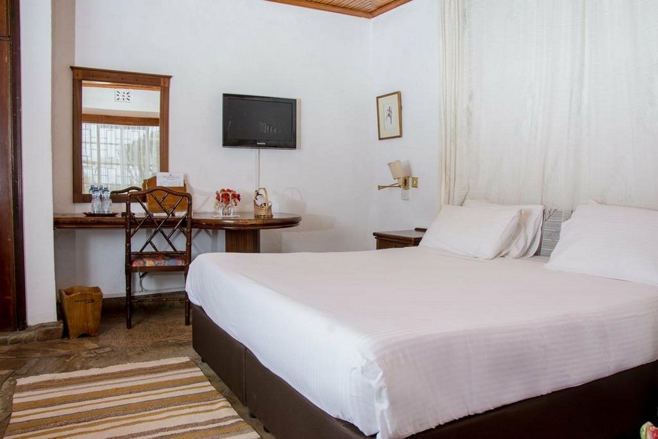 Jacaranda Lake Elementaita Lodge Gilgil 외부 사진